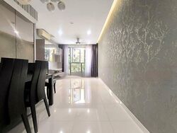 Prive (D19), Condominium #581115531